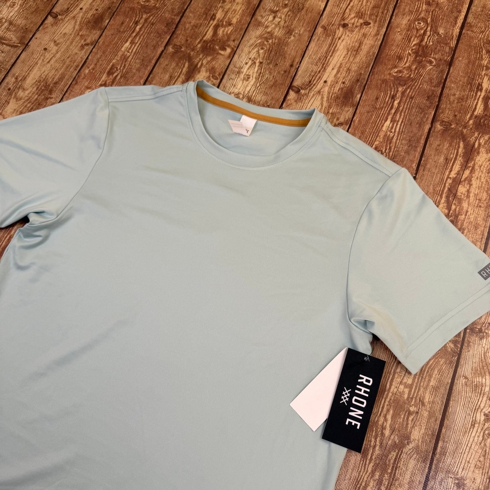 Rhone Reign Short Sleeve T Shirt Mens Small Blue Water Performance Activewear